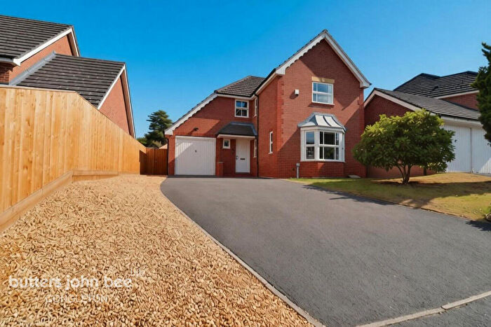 4 Bedroom Detached House For Sale In Obelisk Way, Congleton, CW12