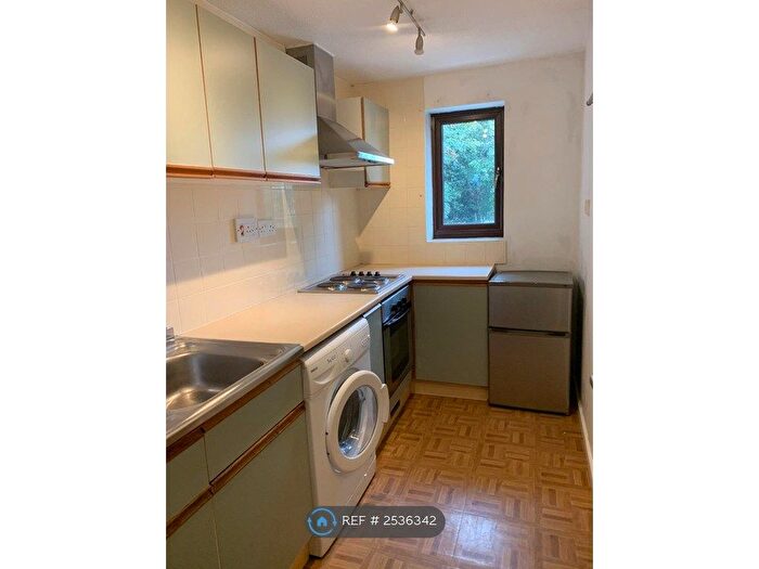 1 Bedroom Flat To Rent In Glebe Park, Lincoln, LN2