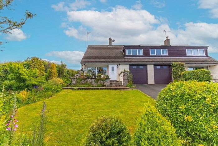 3 Bedroom Semi-detached Bungalow For Sale In Old Row, Stainton, LA8