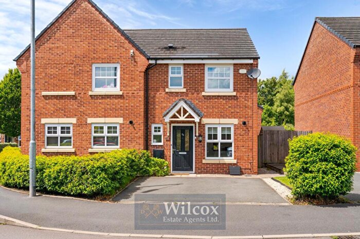 3 Bedroom Semi-Detached House For Sale In Kentfield Drive, Bolton, BL1
