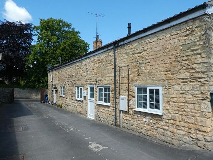 3 Bedroom Cottage To Rent In The Barn, High Street, Clifford, LS23