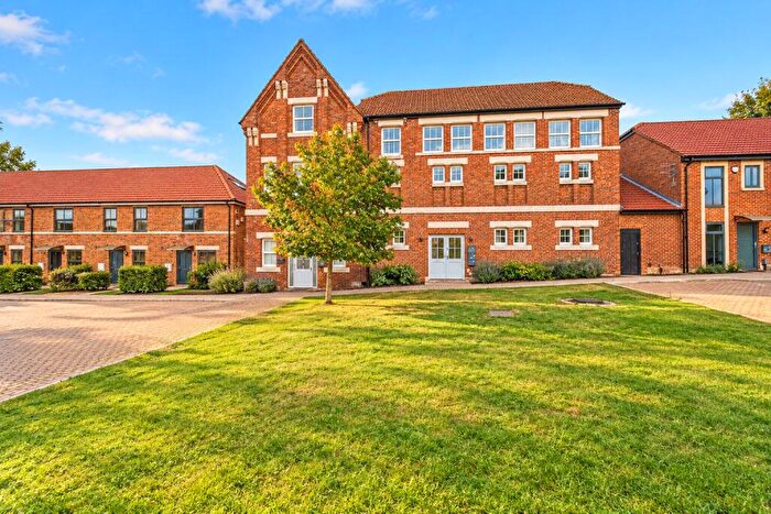 2 Bedroom Apartment For Sale In Beaufort Brewery, Daisy Brook, Royal Wootton Bassett, Wiltshire, SN4