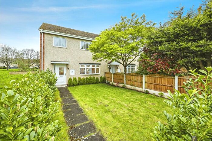 3 Bedroom End Of Terrace House To Rent In Angell Green, Clifton, NG11