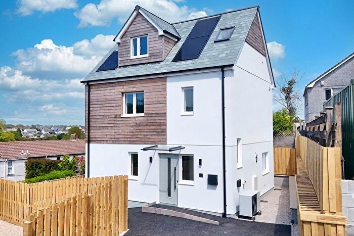 3 Bedroom Detached House For Sale In Holly Tree Lane, Penryn, TR10