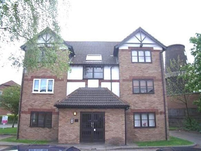 2 Bedroom Flat To Rent In Mill Close, Wisbech, PE13