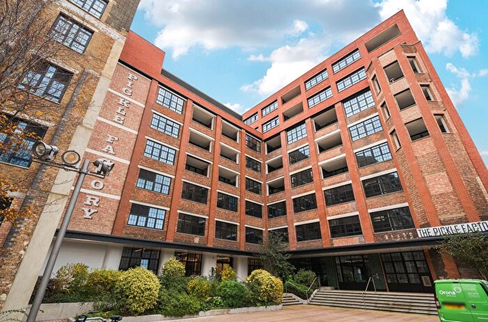 2 Bedroom Flat For Sale In New Tannery Way, Bermondsey, SE1