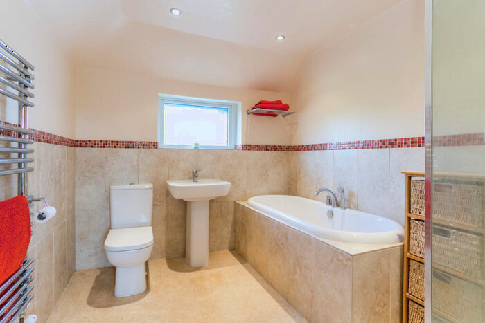 4 Bedroom Detached House For Sale In Northend, Henley-on-Thames, RG9