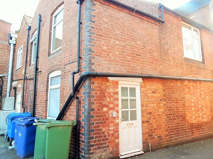2 Bedroom Flat To Rent In Market Square, Rugeley, WS15