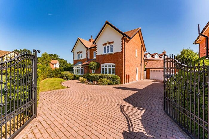5 Bedroom Detached House For Sale In Bletchley Park Way, Wilmslow, SK9