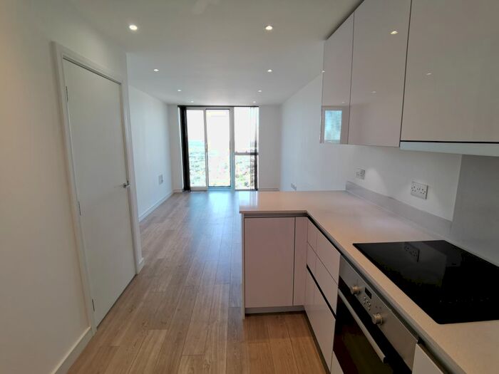 1 Bedroom Flat To Rent In Saffron Central Square, Croydon, CR0