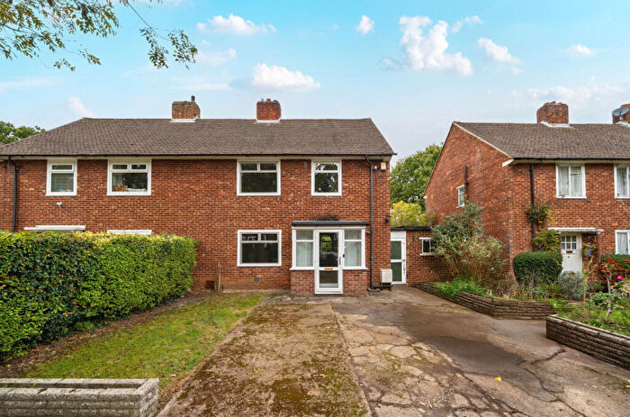 3 Bedroom Semi-Detached House For Sale In Ash Row, Bromley, BR2