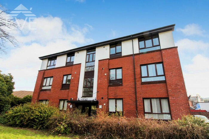 3 Bedroom Apartment To Rent In Bridge Street, Scott Court, Alexandria, G83
