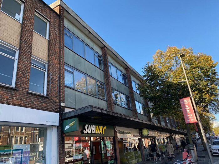 1 Bedroom Flat To Rent In London Road, SO15