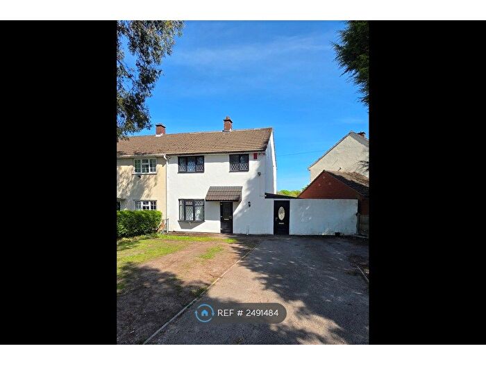 3 Bedroom Semi-Detached House To Rent In Kent Road, Walsall, WS2