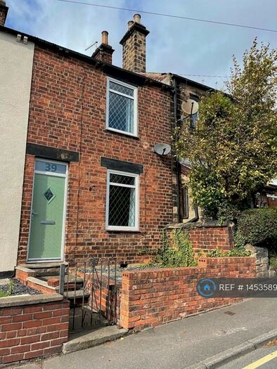 2 Bedroom End Of Terrace House To Rent In Mapplewell, Barnsley, S75