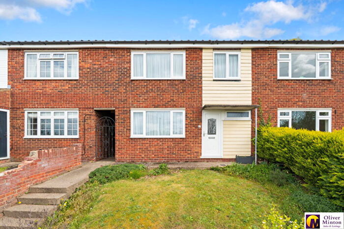 3 Bedroom Terraced House For Sale In Chapelfields, Stanstead Abbotts, SG12
