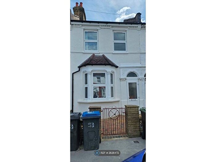 4 Bedroom Terraced House To Rent In Grasmere Road, London, SE25