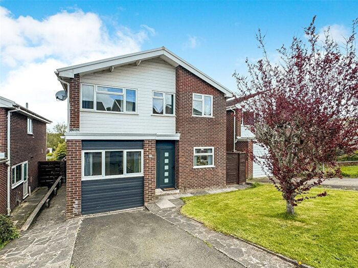 4 Bedroom Detached House For Sale In Maesceinion, Waunfawr, Aberystwyth, Ceredigion, SY23