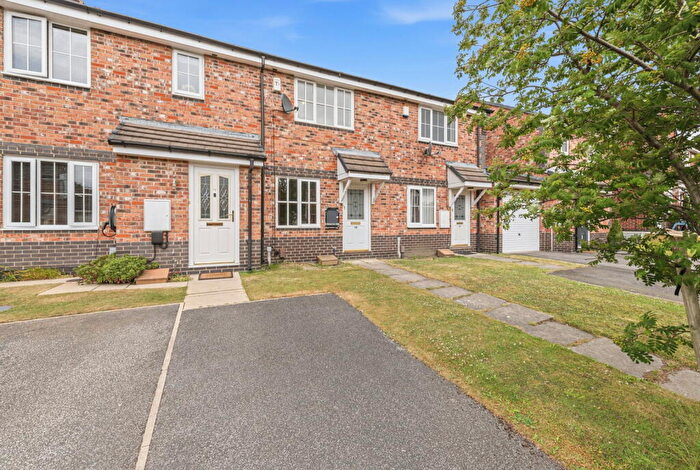 2 Bedroom Terraced House For Sale In Mead Road, Leeds, LS15