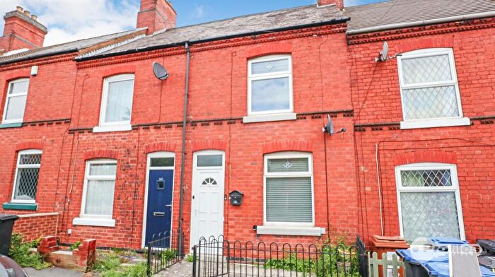 3 Bedroom Terraced House For Sale In Queens Road, Hinckley, LE10