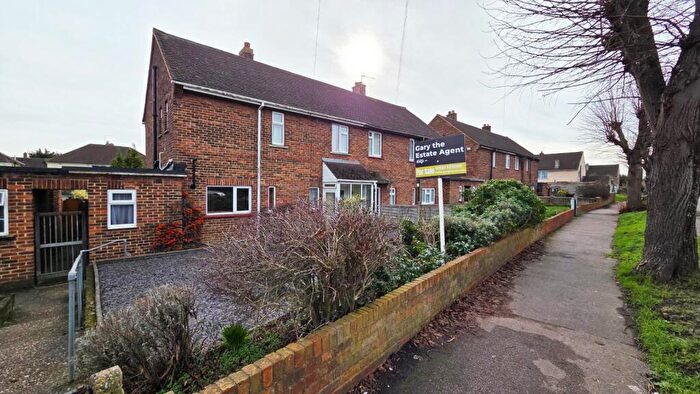 3 Bedroom Semi Detached House For Sale In Littlebrook Manorway, Dartford, DA1