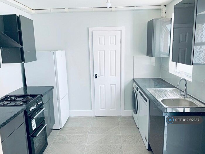 1 Bedroom Flat To Rent In Southampton Street, Reading, RG1