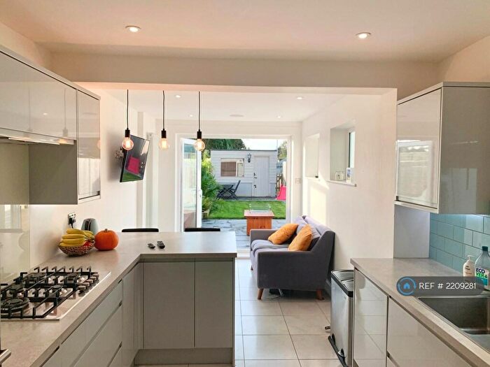 3 Bedroom Terraced House To Rent In Underdown Road, Brighton, BN42