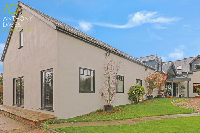 Studio To Rent In Church Lane, Broxbourne, EN10