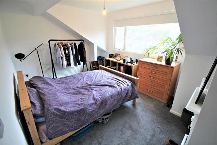 4 Bedroom Terraced House To Rent In Meanwood Road, Meanwood, Leeds, LS7