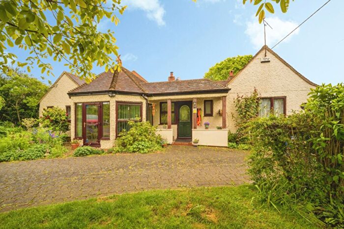 4 Bedroom Bungalow For Sale In Tyler Hill Road, Tyler Hill, Canterbury, Kent, CT2