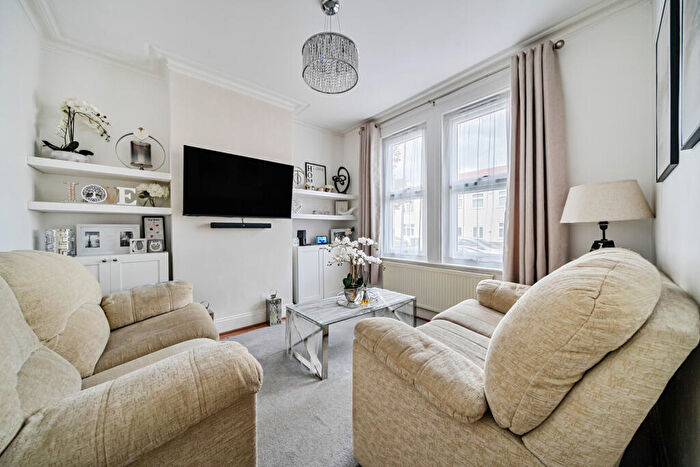 2 Bedroom Terraced House For Sale In Brook Street, Erith, DA8