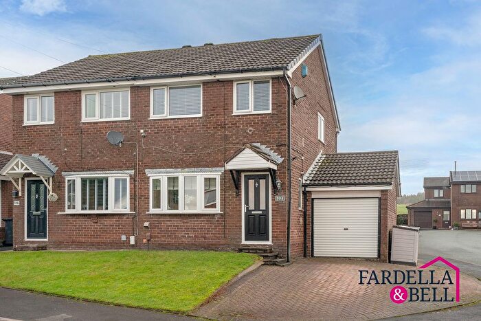 3 Bedroom Semi-Detached House For Sale In Grassington Drive, Burnley, BB10