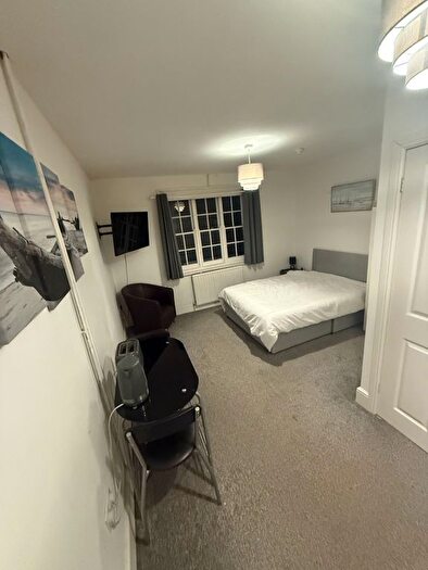 Studio To Rent In Main Road, Ingatestone, CM4