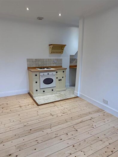 1 Bedroom Cottage To Rent In Jubilee Bank, Lenzie, G66