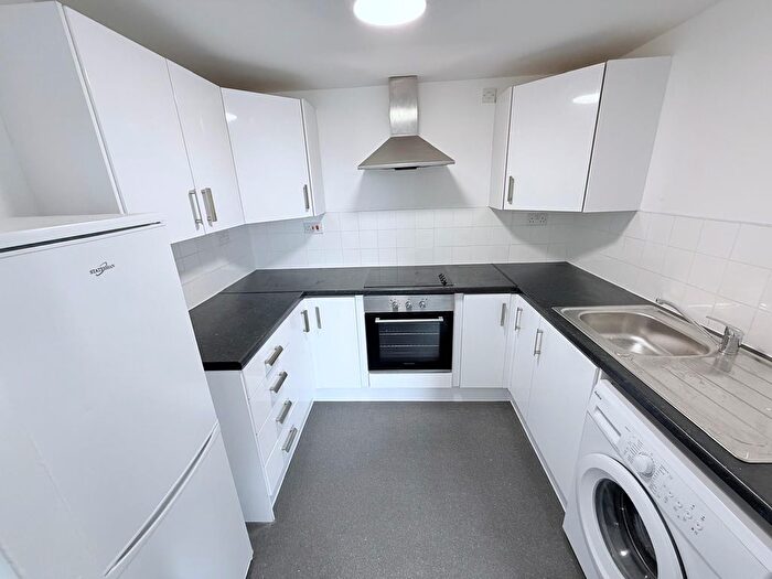 1 Bedroom Flat To Rent In Mansfield Road, Nottingham, NG1