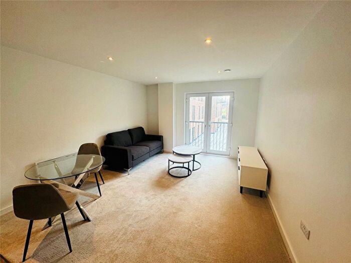1 Bedroom Flat To Rent In Ordsall Lane, Salford, Greater Manchester, M5