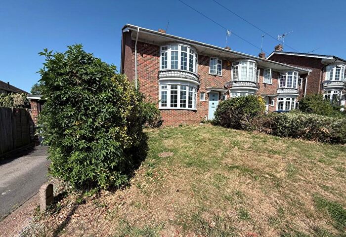 2 Bedroom End Of Terrace House To Rent In The Moorings, Lancing, BN15