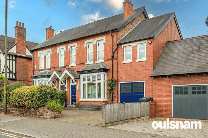 5 Bedroom Semi-Detached House For Sale In Linden Road, Bournville, Birmingham, B30