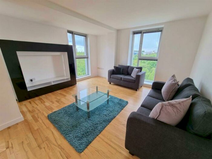 2 Bedroom Apartment To Rent In Emmeline Tower, Dalton Street, Manchester., M40