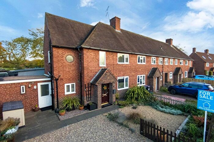 3 Bedroom Terraced House For Sale In Clive Road, Monkmoor, Shrewsbury, Shropshire, SY2