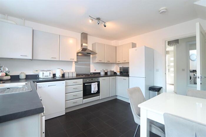 3 Bedroom Town House For Sale In Larch Way, Stourport-on-Severn, DY13