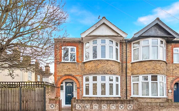 3 Bedroom End Of Terrace House To Rent In Chesterton Terrace, Plaistow, E13
