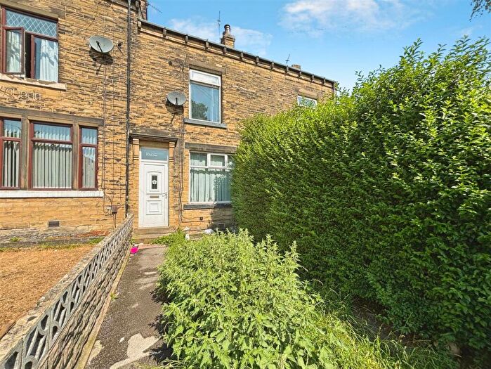 4 Bedroom Terraced House For Sale In Brownroyd Hill Road, Bradford, BD6