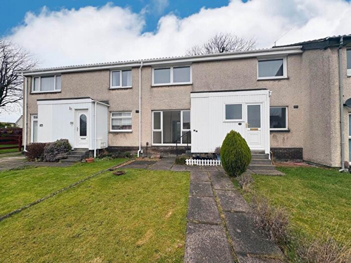 2 Bedroom Flat To Rent In Lossie Crescent, Renfrew, PA4