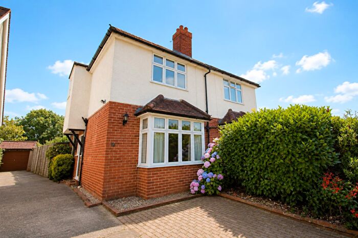 3 Bedroom Semi Detached House For Sale In Church End Lane, Tilehurst, Reading, RG30