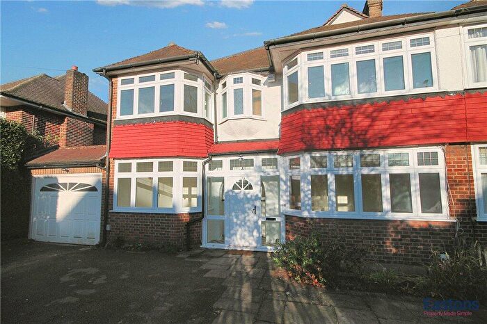 4 Bedroom Semi-Detached House To Rent In Great Tattenhams, Epsom, Surrey, KT18