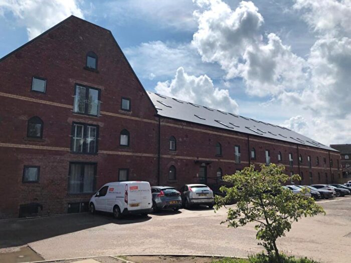 2 Bedroom Flat For Sale In Kiln Court, Kirk Sandall, Doncaster, DN3