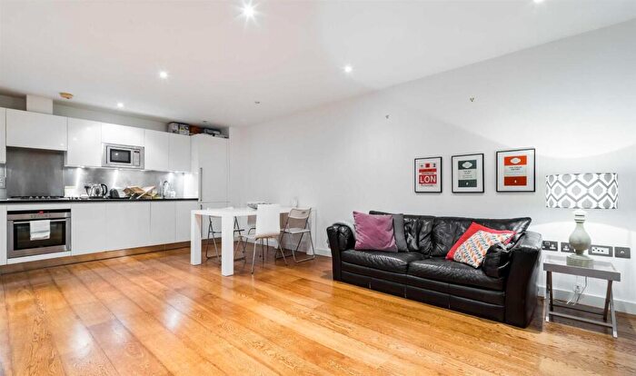 2 Bedroom Apartment To Rent In Abbey Road, St John's Wood, London, NW8