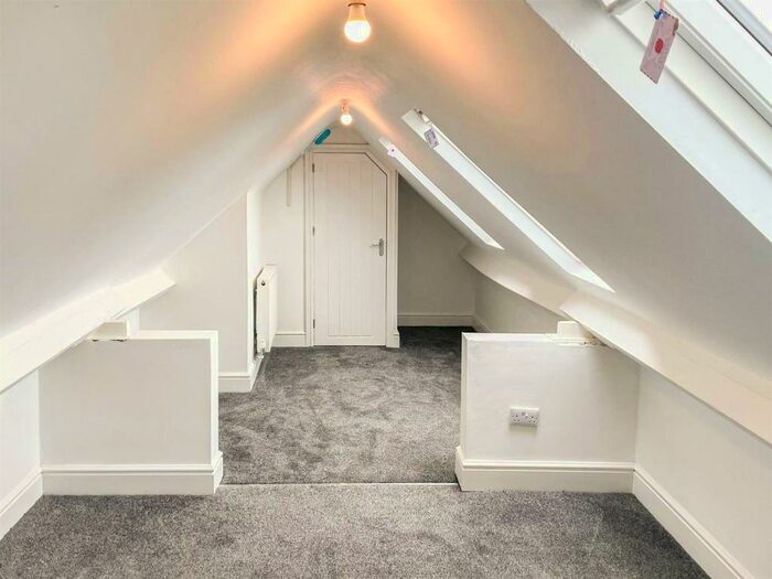 2 Bedroom Flat To Rent In Smisby Road, Ashby-De-La-Zouch, LE65