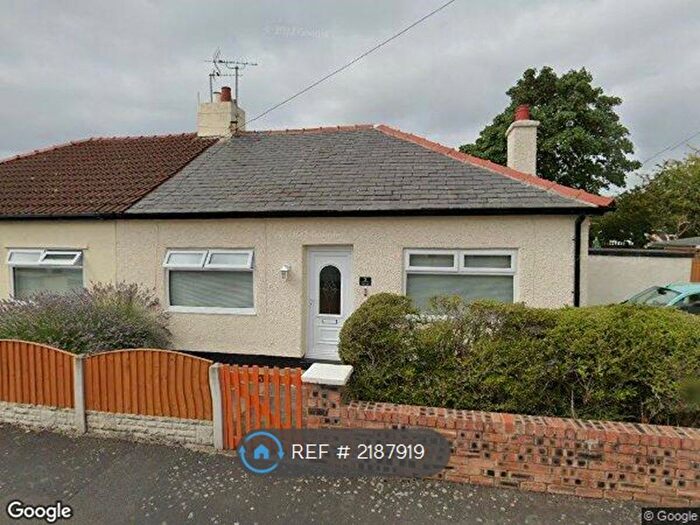 3 Bedroom Bungalow To Rent In Hopfield Road, Moreton, CH46